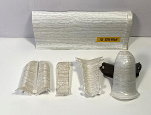 Плинтус Плинтус Ideal Comfort 55mm Ясень белый 252 фото 1 | FLOORDEALER